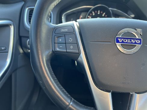 Used 2018 Volvo S60 T5 Inscription FWD image 19