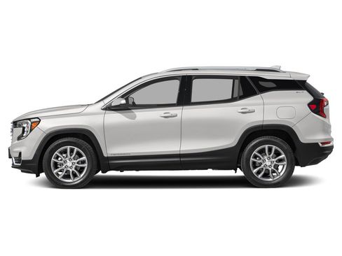 Used 2022 GMC Terrain SLT w/ Infotainment Package II image 3