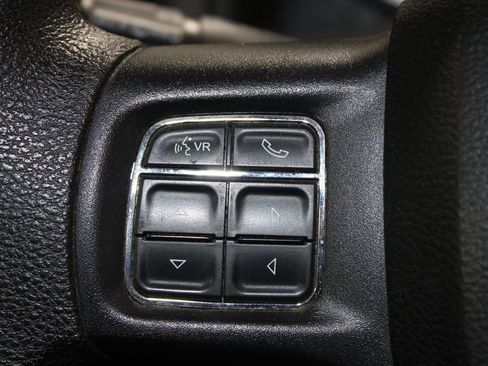 Used 2017 RAM 1500 Classic SLT AWD/4WD image 21