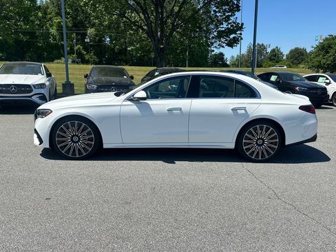 New 2026 Mercedes-Benz E 450 4MATIC Sedan image 4