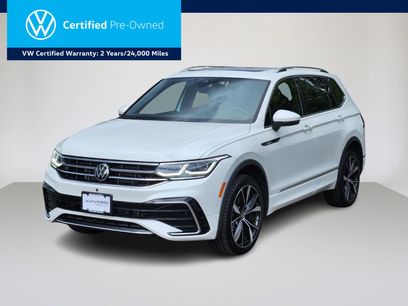 Certified 2022 Volkswagen Tiguan SEL R-Line