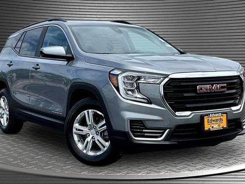 Used 2024 GMC Terrain SLE w/ Driver Convenience Package AWD/4WD image 3