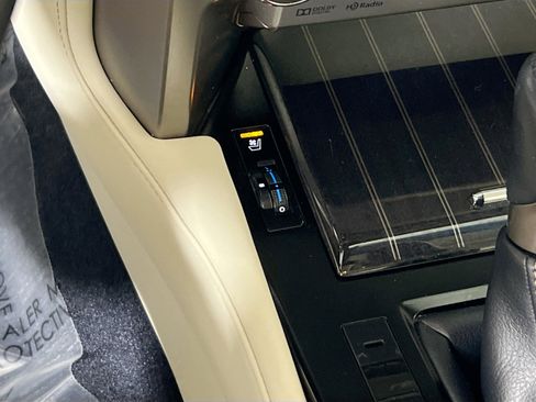 Used 2021 Lexus GX 460 Premium image 20