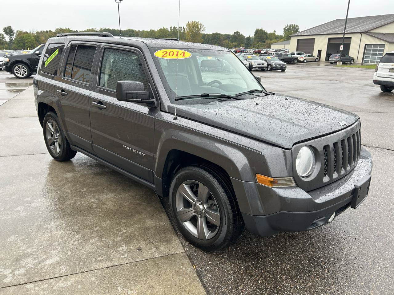 Used 2014 Jeep Patriot High Altitude FWD image 3