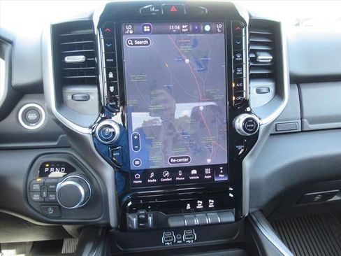 New 2026 RAM 1500 4x4 Crew Cab image 25