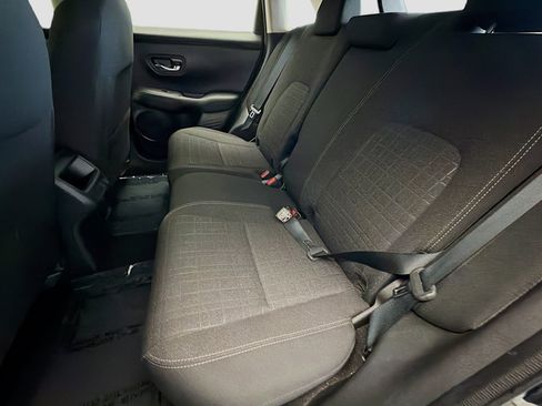 Used 2023 Honda HR-V LX image 12