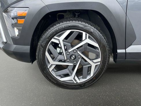 Used 2026 Hyundai Kona SEL Premium image 9