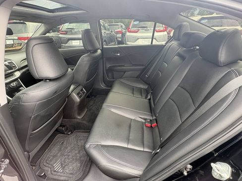 Used 2015 Honda Accord EX-L image 16