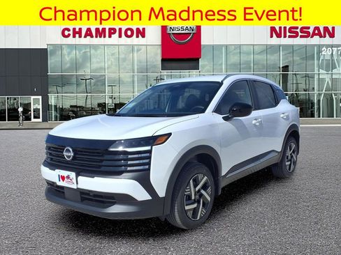 New 2026 Nissan Kicks SV image 3