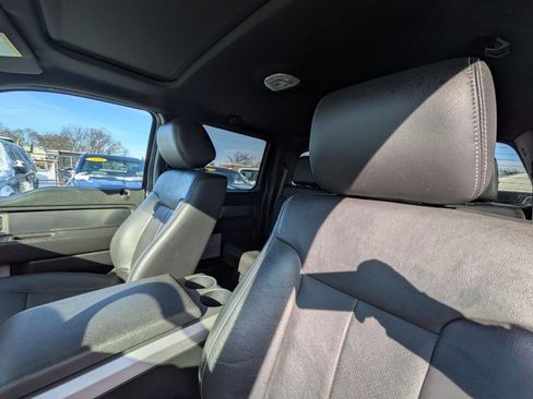 Used 2014 Ford F150 FX4 w/ Equipment Group 402A Luxury image 14