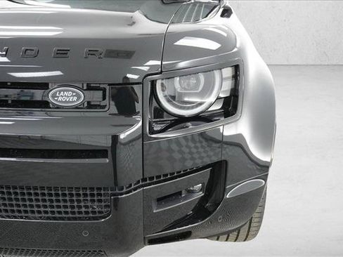 New 2026 Land Rover Defender 110 X-Dynamic SE AWD/4WD image 25