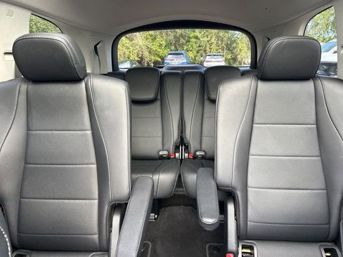 Used 2023 Mercedes-Benz GLS 450 4MATIC image 14