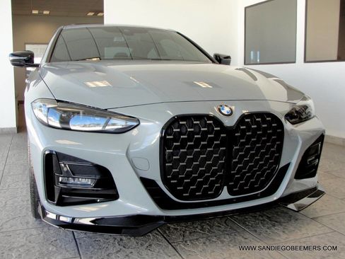 Used 2022 BMW 430i Coupe w/ M Sport Package image 31