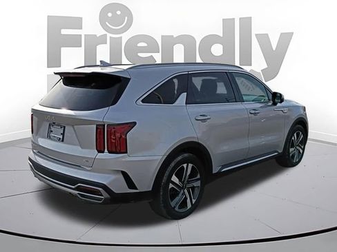 Used 2023 Kia Sorento SX Prestige w/ Panoramic Sunroof Package AWD/4WD image 5