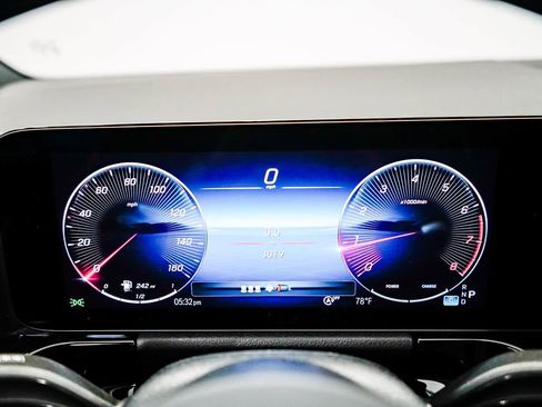 Used 2026 Mercedes-Benz GLA 250 image 23