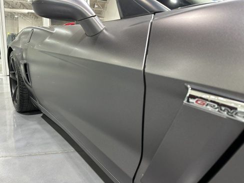 Used 2010 Chevrolet Corvette Grand Sport w/ Preferred Equipment Group RWD image 18