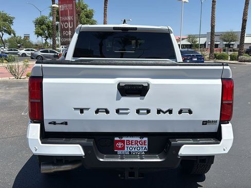 Used 2024 Toyota Tacoma TRD Off-Road w/ TRD Off Road Premium Package AWD/4WD image 6