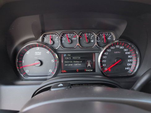 Used 2015 GMC Yukon SLE RWD image 24