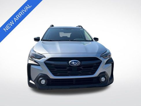 Used 2025 Subaru Outback Premium w/ Popular Package #1A AWD/4WD image 8