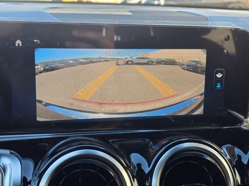 New 2026 Mercedes-Benz GLB 250 image 30