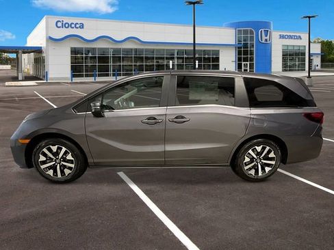 New 2026 Honda Odyssey EX-L image 2