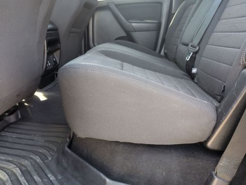 Used 2019 Ford Ranger XLT w/ Equipment Group 302A Luxury AWD/4WD image 16