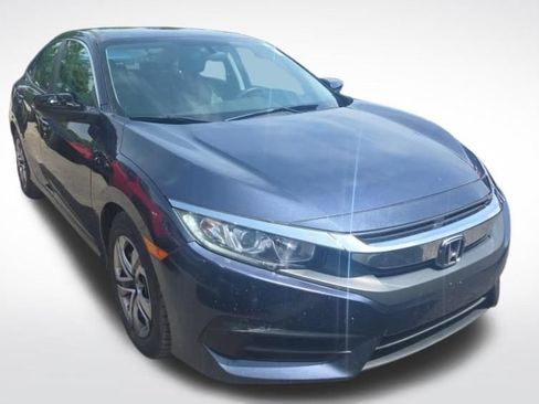 Used 2018 Honda Civic LX image 2