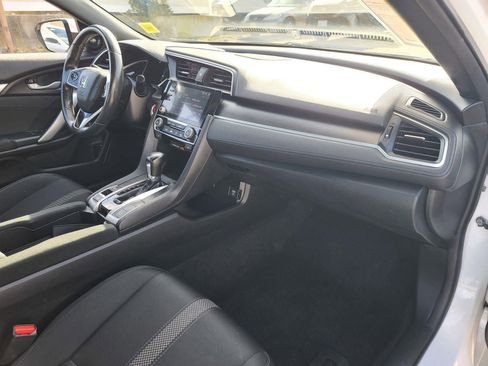 Used 2019 Honda Civic EX image 16