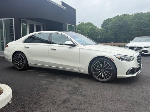 Certified 2023 Mercedes-Benz S 580 4MATIC Sedan image 12