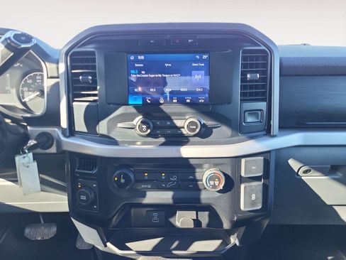 Used 2023 Ford F150 XLT image 14