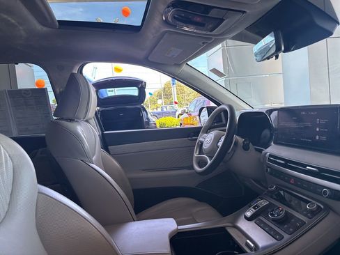 Used 2024 Hyundai Palisade Calligraphy AWD/4WD image 13