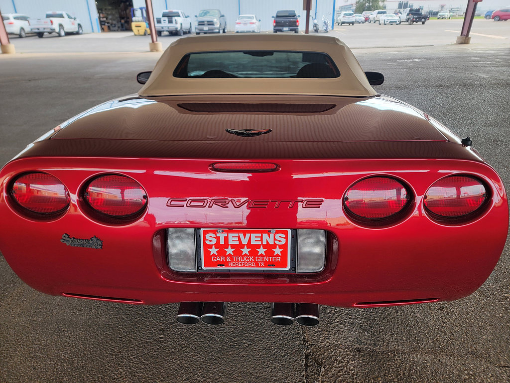Used 2000 Chevrolet Corvette Convertible w/ Performance Handling Pkg RWD image 9