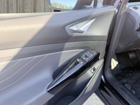 Used 2023 Volkswagen ID.4 Pro S image 57