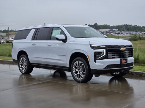 New 2026 Chevrolet Suburban High Country AWD/4WD image 1