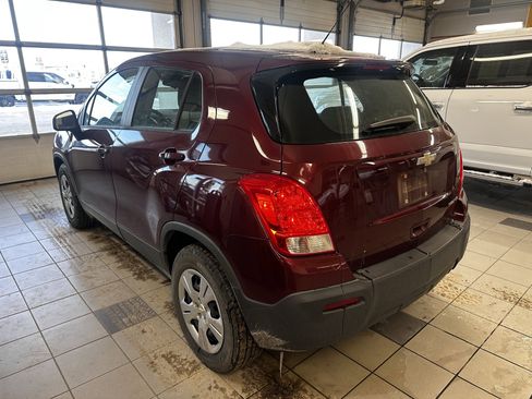 Used 2016 Chevrolet Trax LS image 3
