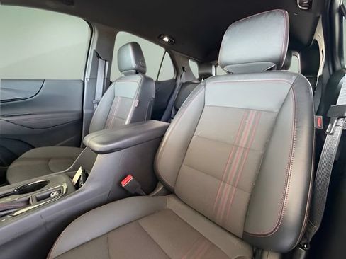 Used 2024 Chevrolet Equinox RS FWD image 30