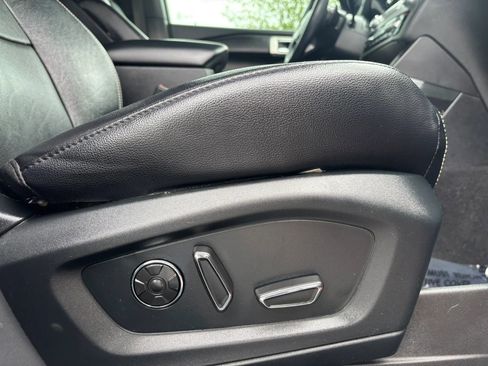 Used 2020 Ford Explorer ST w/ ST Street Pack AWD/4WD image 23
