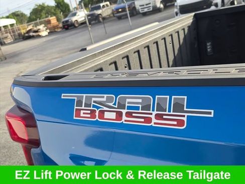 Certified 2022 Chevrolet Silverado 1500 LT Trail Boss w/ LT Trail Boss Premium Package AWD/4WD image 22
