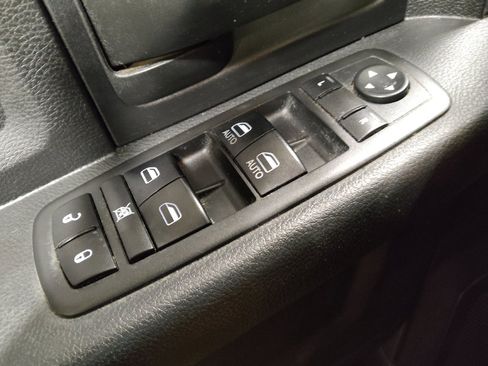 Used 2017 RAM 1500 Express w/ Black Ram 1500 Express Group image 27