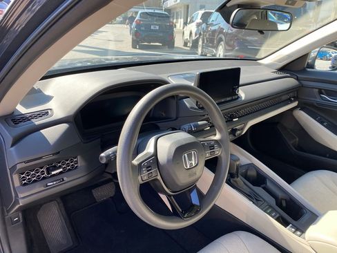 Used 2024 Honda Accord EX image 19