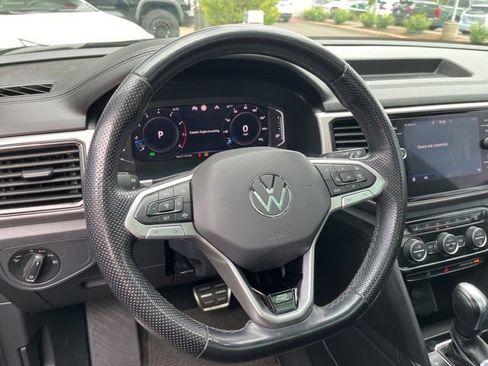 Used 2020 Volkswagen Atlas Cross Sport SEL R-Line AWD/4WD image 3