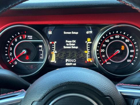 Used 2020 Jeep Gladiator Rubicon image 23