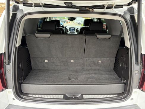 Used 2018 Chevrolet Tahoe LT w/ LT Signature Package AWD/4WD image 28