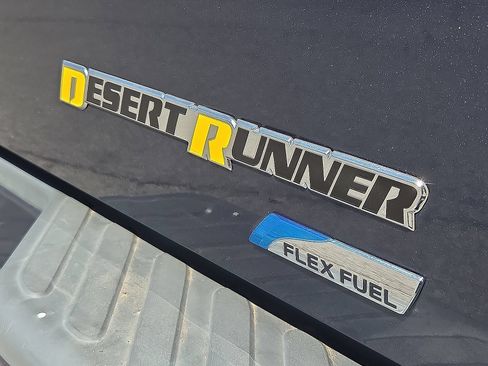 Used 2019 Nissan Frontier Desert Runner RWD image 8