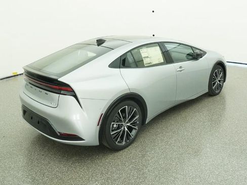 New 2026 Toyota Prius Limited FWD image 9