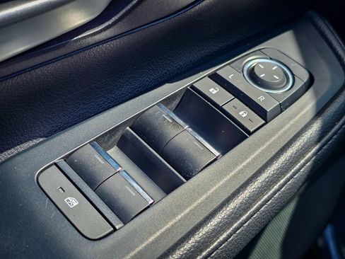 Used 2024 Toyota Grand Highlander AWD image 10