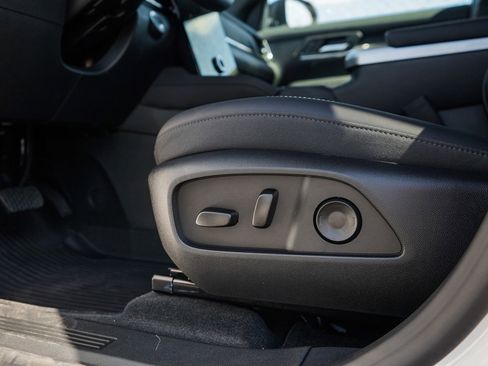 New 2026 GMC Terrain Elevation w/ Elevation Premium Package image 18