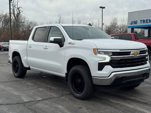 New 2026 Chevrolet Silverado 1500 LT image 2