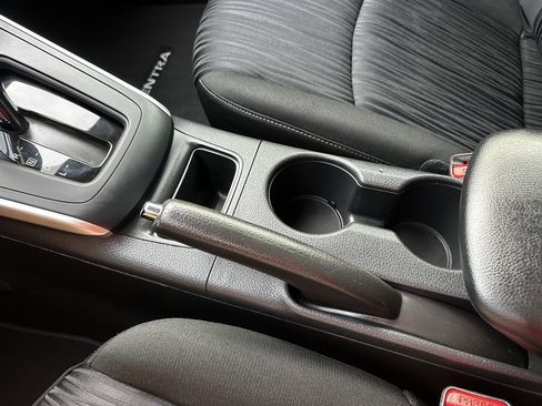 Used 2019 Nissan Sentra SV image 21