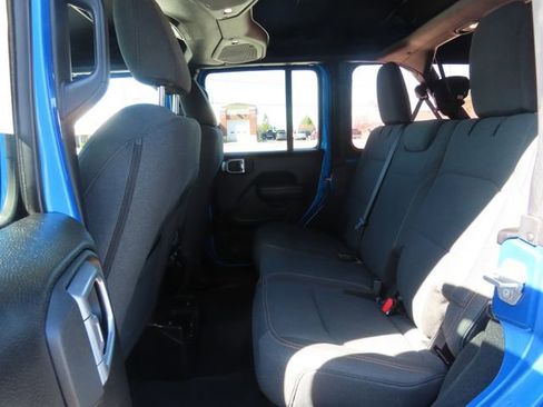 Used 2024 Jeep Wrangler Unlimited Sport AWD/4WD image 21